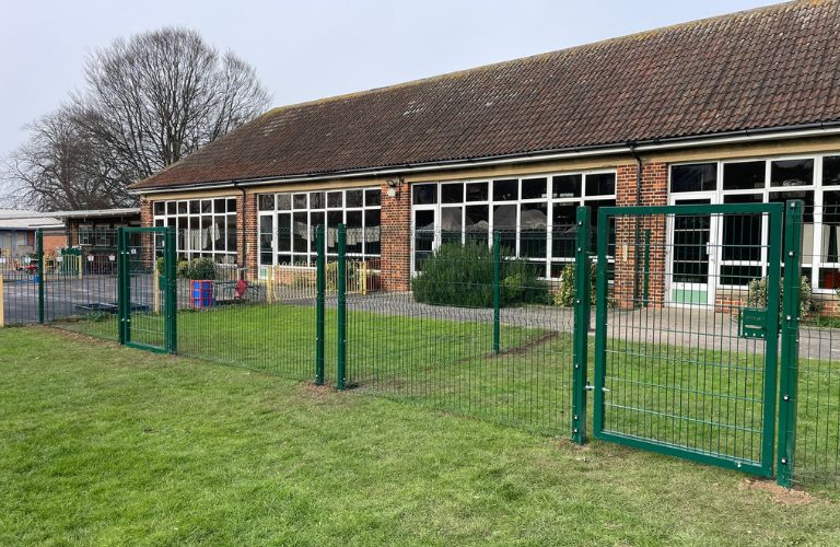 Mesh Fencing 768x500